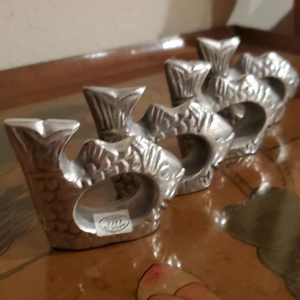 Fish Napkin Rings Set of 4 - Picture 2 of 6